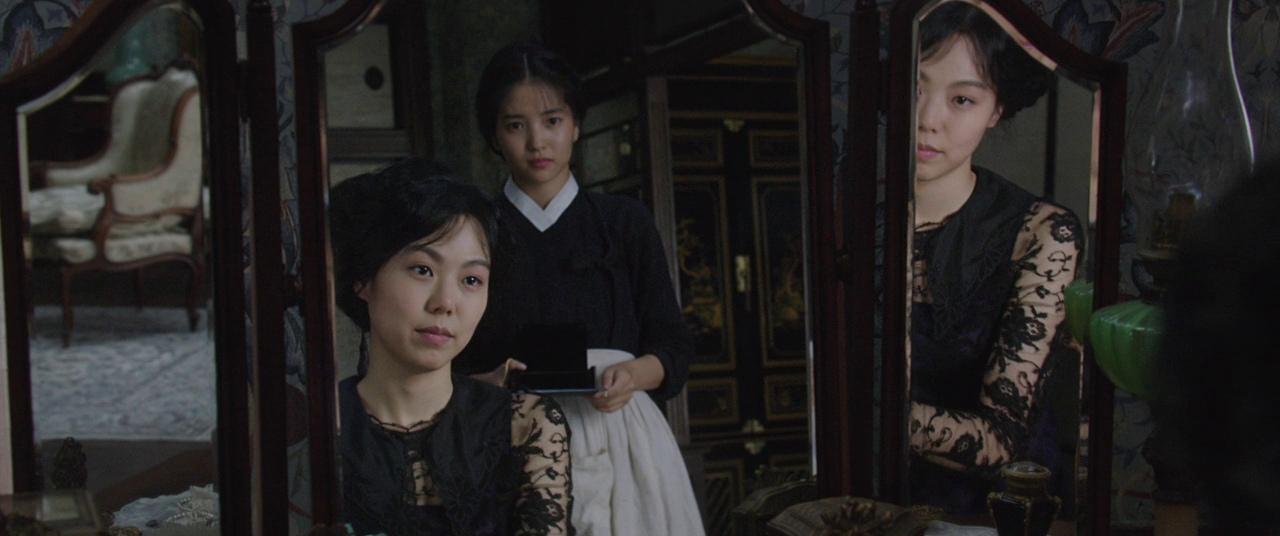 "Ah-ga-ssi - The Handmaiden" review and summary
